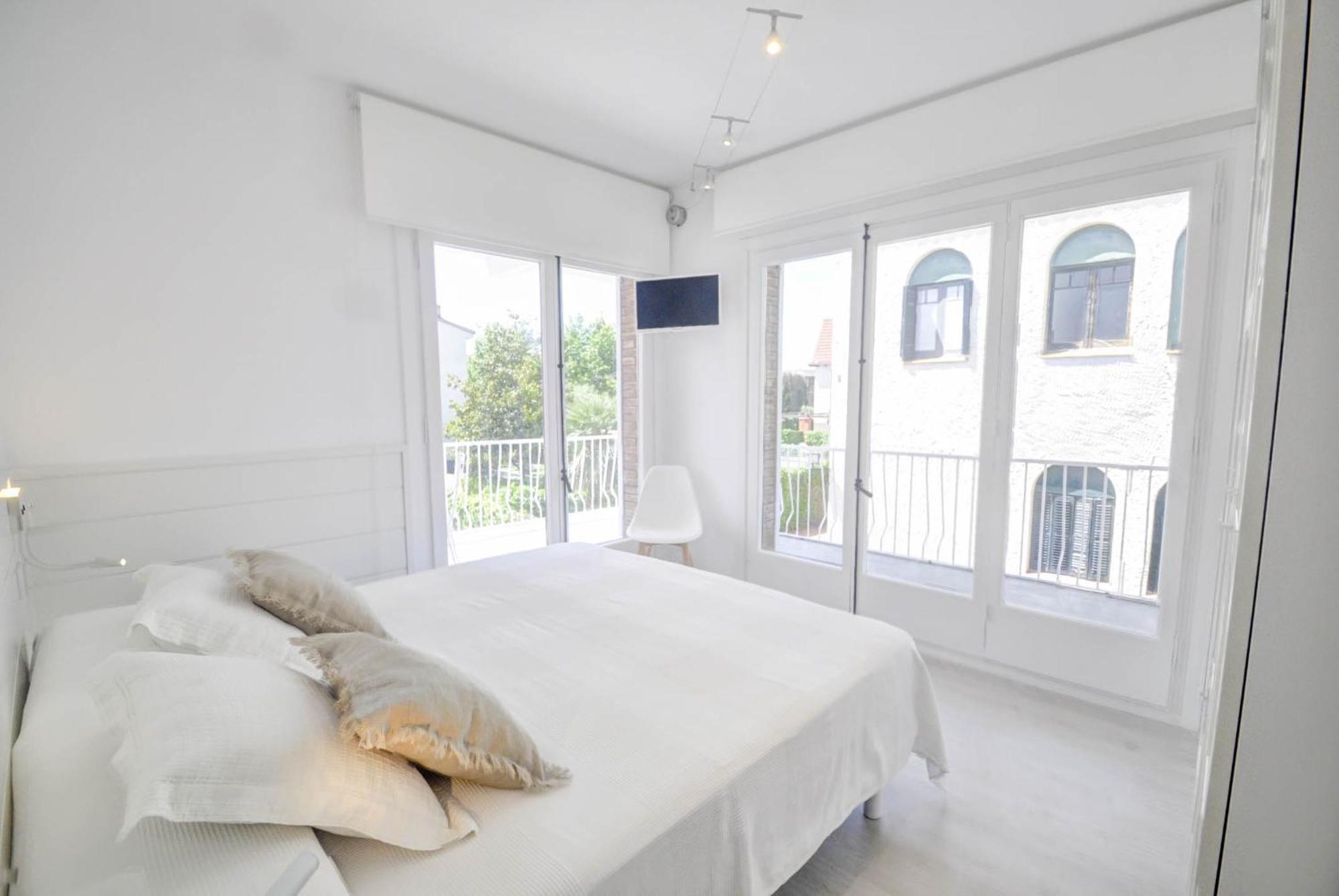 The Luxor Apartment By Hello Homes Sitges Exterior foto